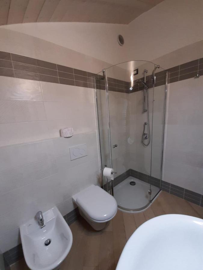 Bmp Apartment Deluxe 1 Jacuzzi Riscaldata Privata Vista Lago Di Garda ブレンゾーネ エクステリア 写真