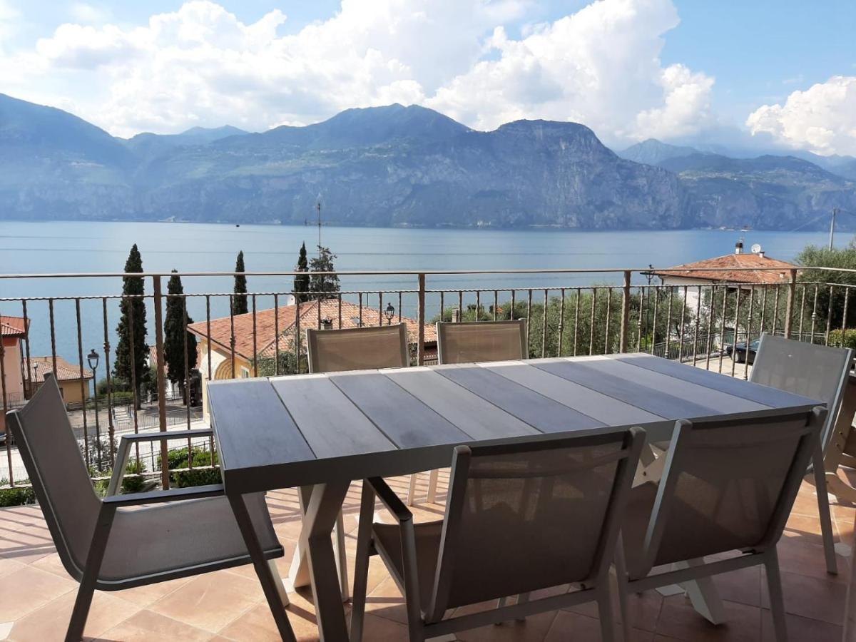 Bmp Apartment Deluxe 1 Jacuzzi Riscaldata Privata Vista Lago Di Garda ブレンゾーネ エクステリア 写真